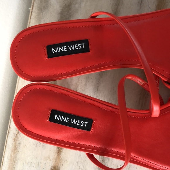 Chic Nine West sandal - like new - Picture 4 of 7